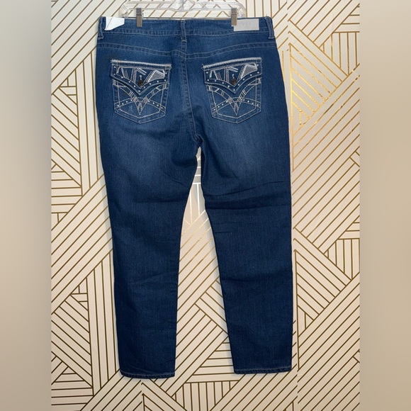 VGS Skinny Jeans Size 20 Embellished Pocket Bling Stretch Denim new with tags - Picture 2 of 13